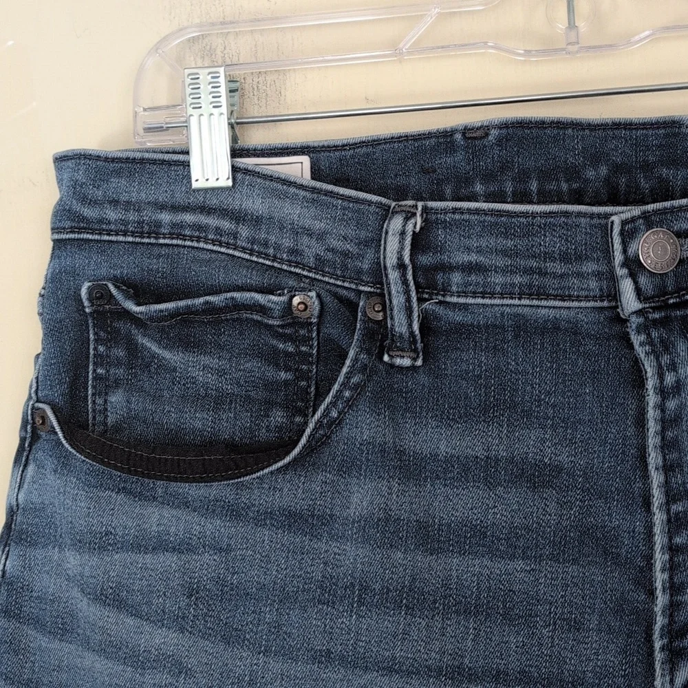 Gap Jeans Men's 36 Easy Temp Straight Relaxed Mid-rise‎ Stretch Blue